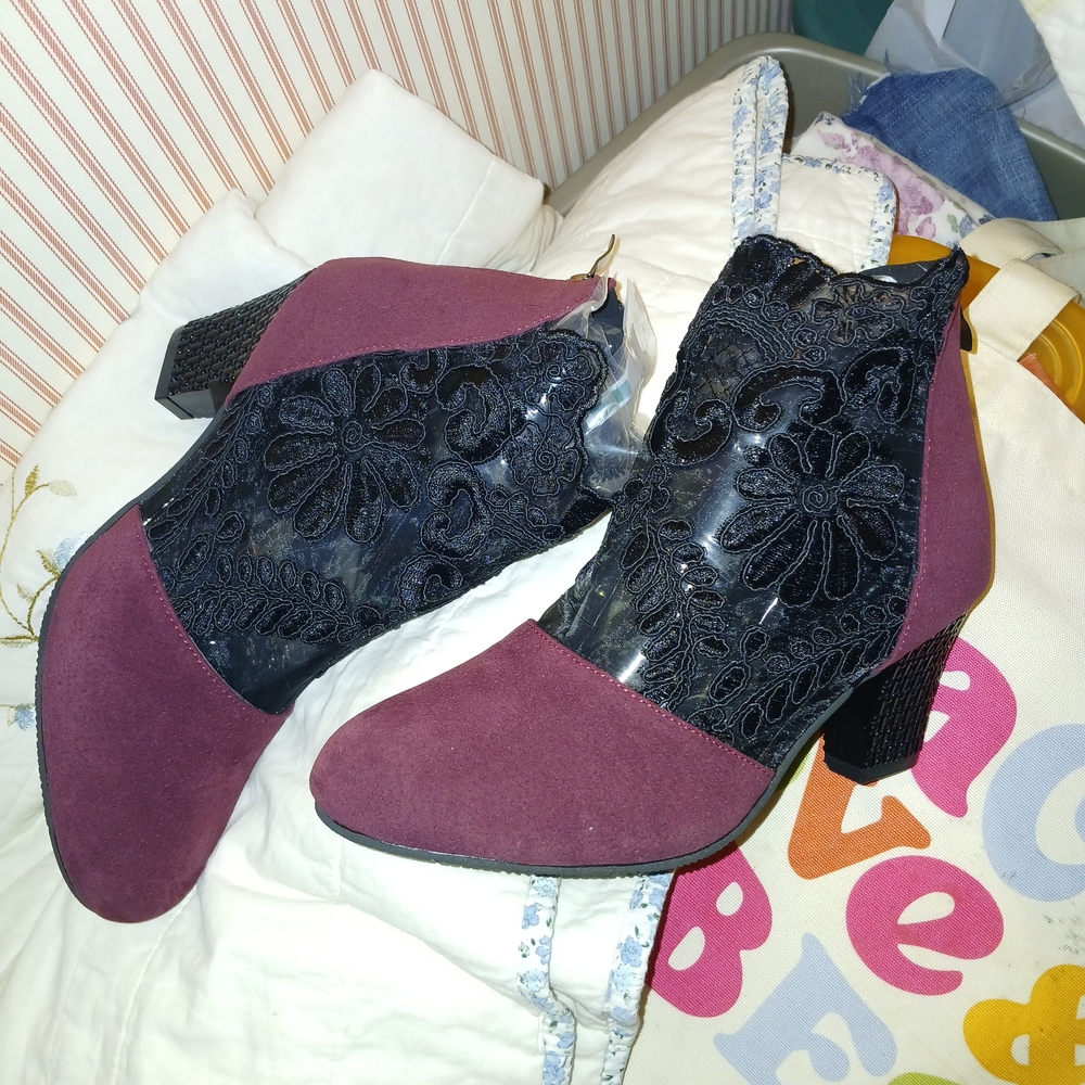 Elegant Black and Maroon Women's Ankle Boots